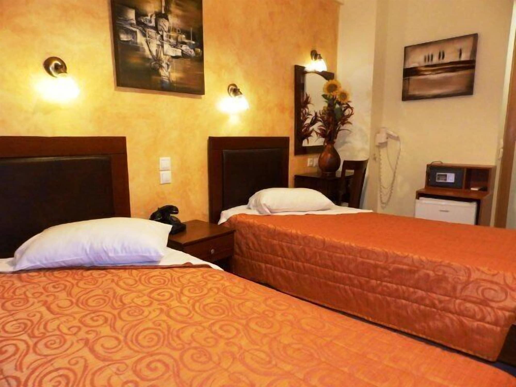 Pergamos Hotel Athena Bagian luar foto