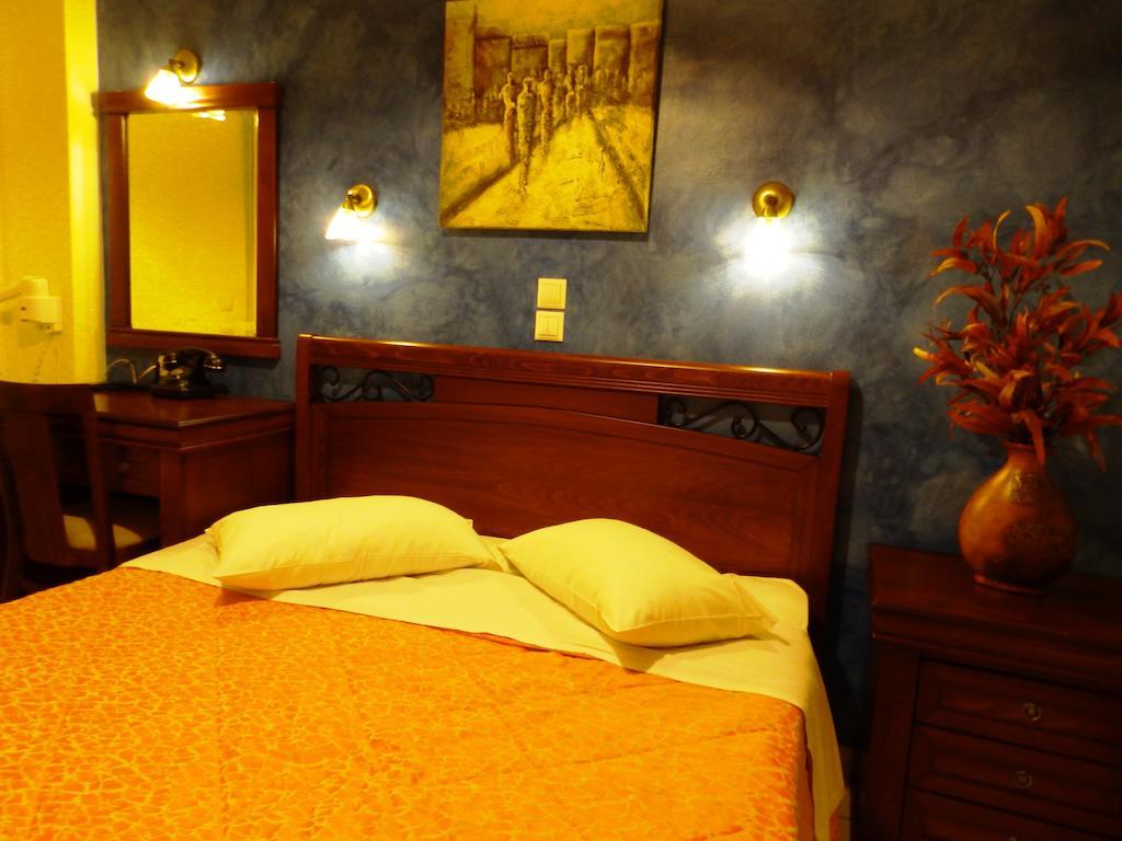 Pergamos Hotel Athena Bagian luar foto